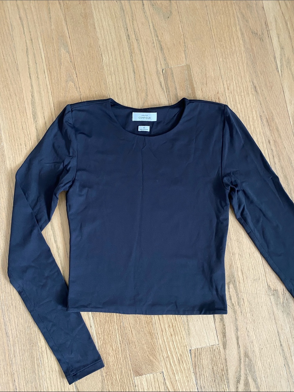 Babaton Navy Long-Sleeve Crewneck Tee